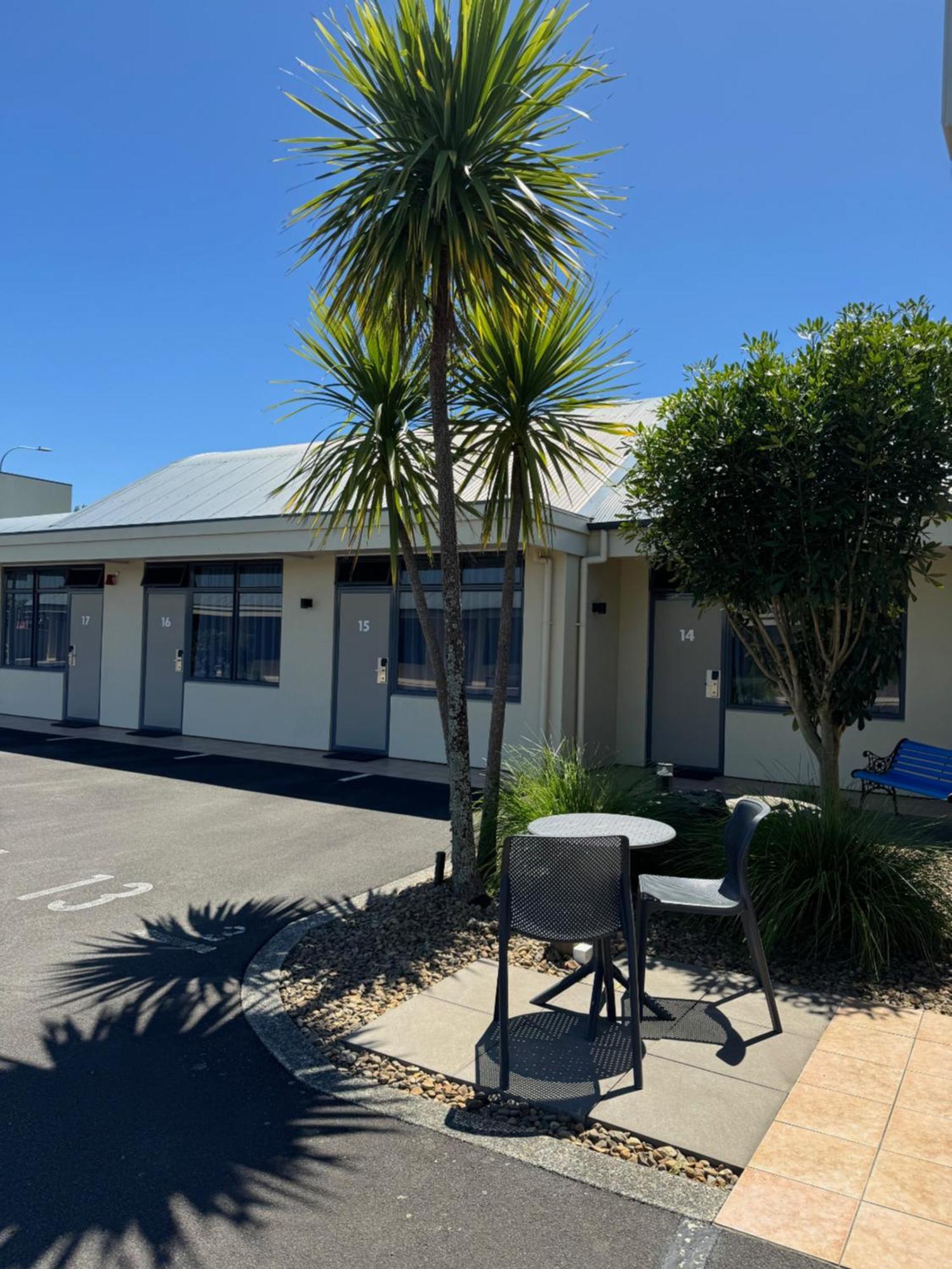 Academy Motor Inn Tauranga Zewnętrze zdjęcie